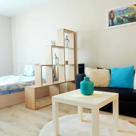 Studio In Maryne Style With Parkplace Apartment